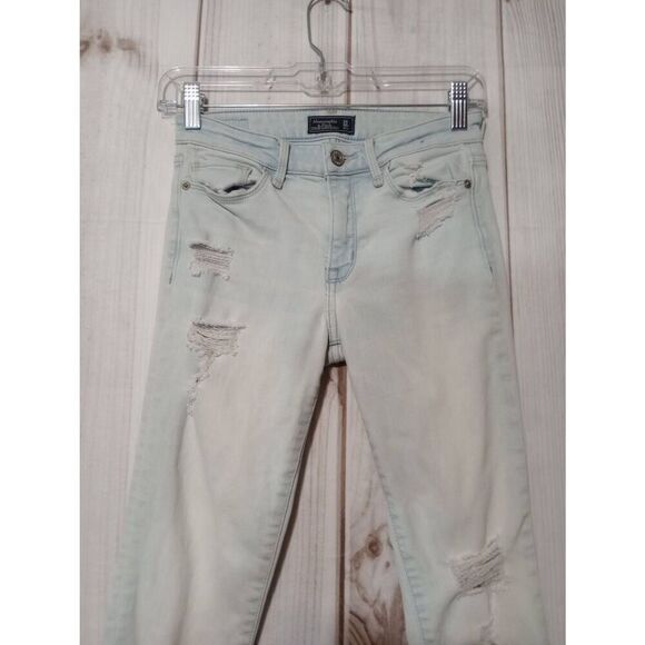 Abercrombie and Fitch Jeans Ladies 00 24 Light Wash Harper Super Skinny Distress - Picture 3 of 9